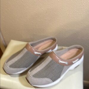 Easy Spirit mules. Size 12 W